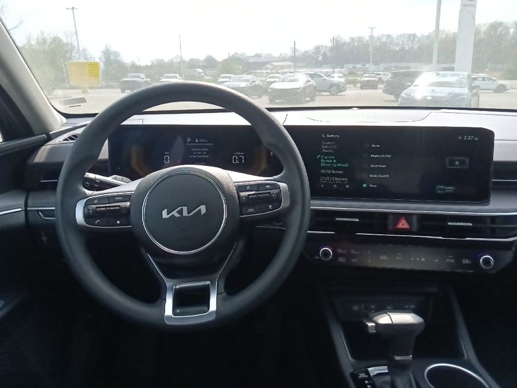Used 2026 Kia K5 LXS image 25