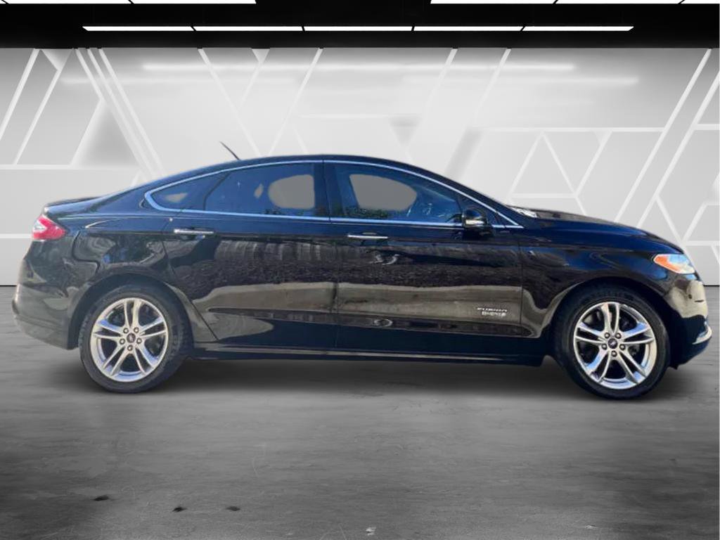Used 2016 Ford Fusion Energi Titanium w/ Driver Assist Package image 6