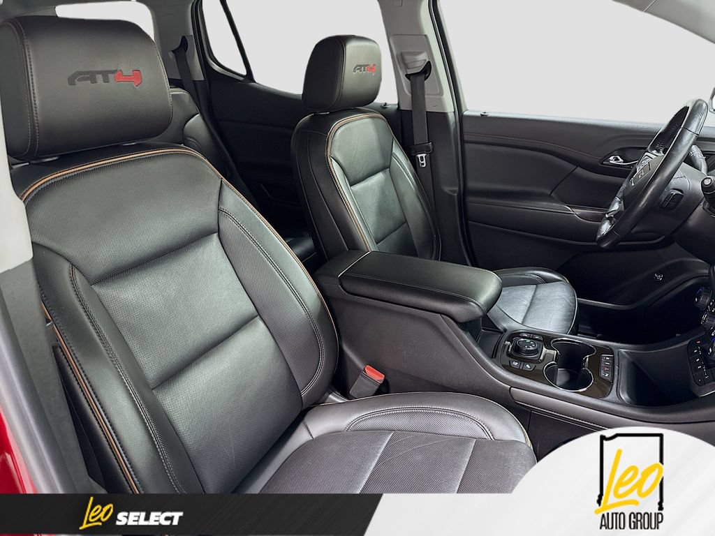 Used 2021 GMC Acadia AT4 w/ Technology Package AWD/4WD image 34