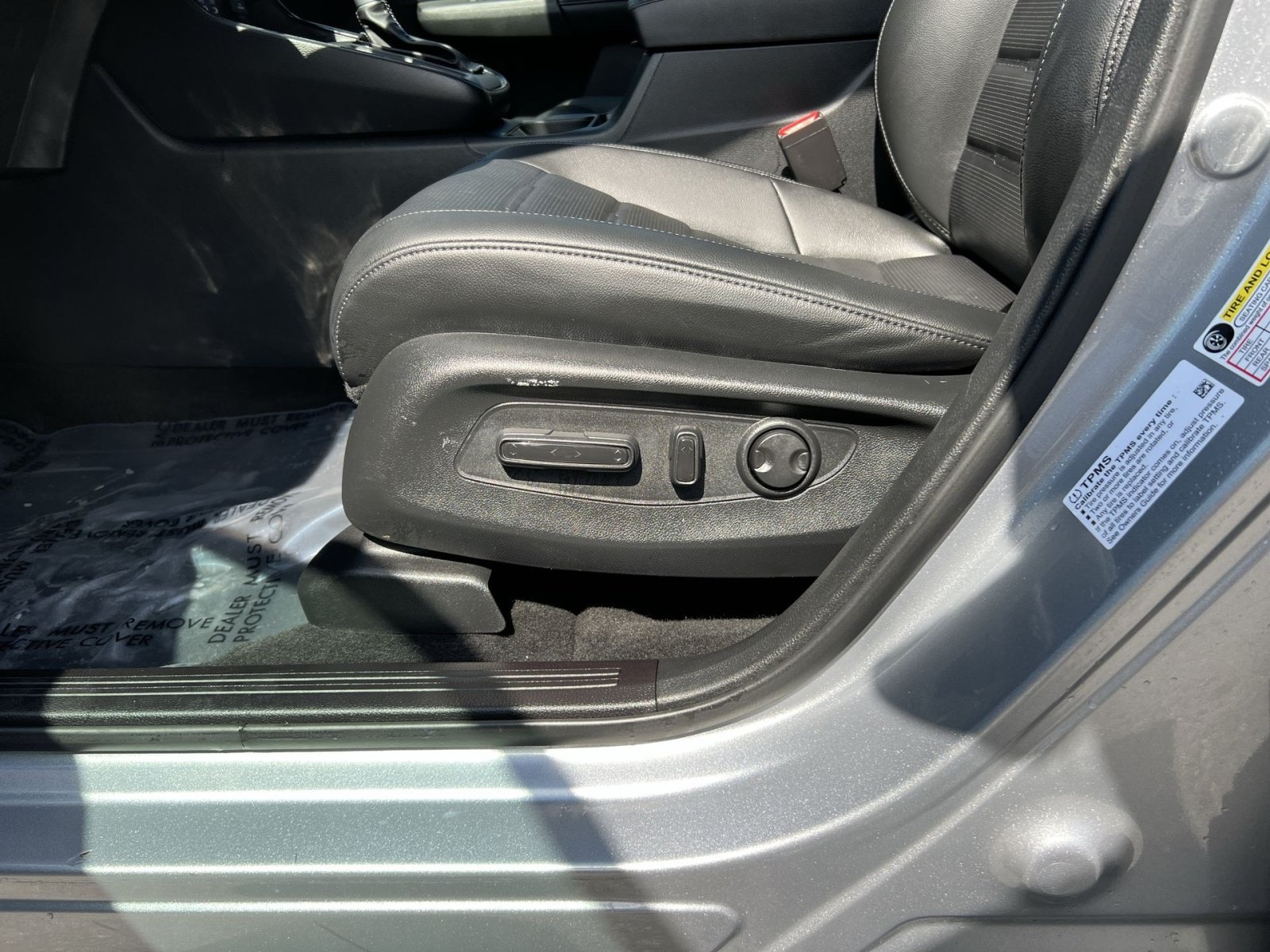 Used 2025 Honda CR-V EX-L image 14