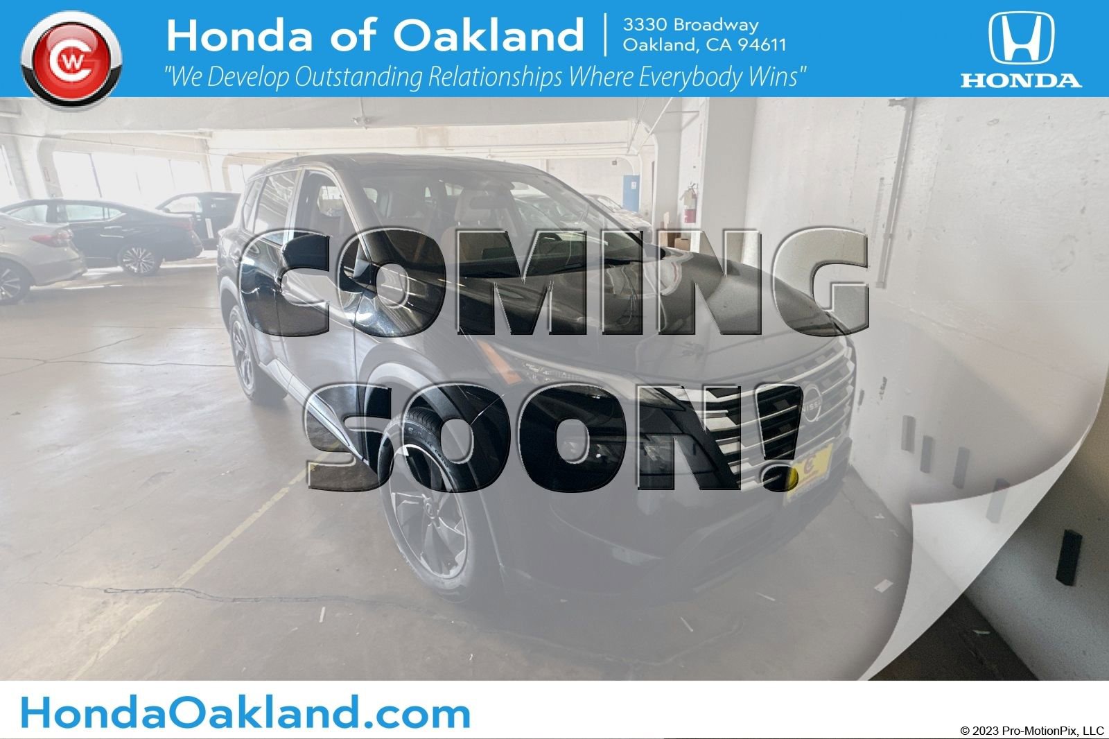 Used 2024 Nissan Rogue SV image 1