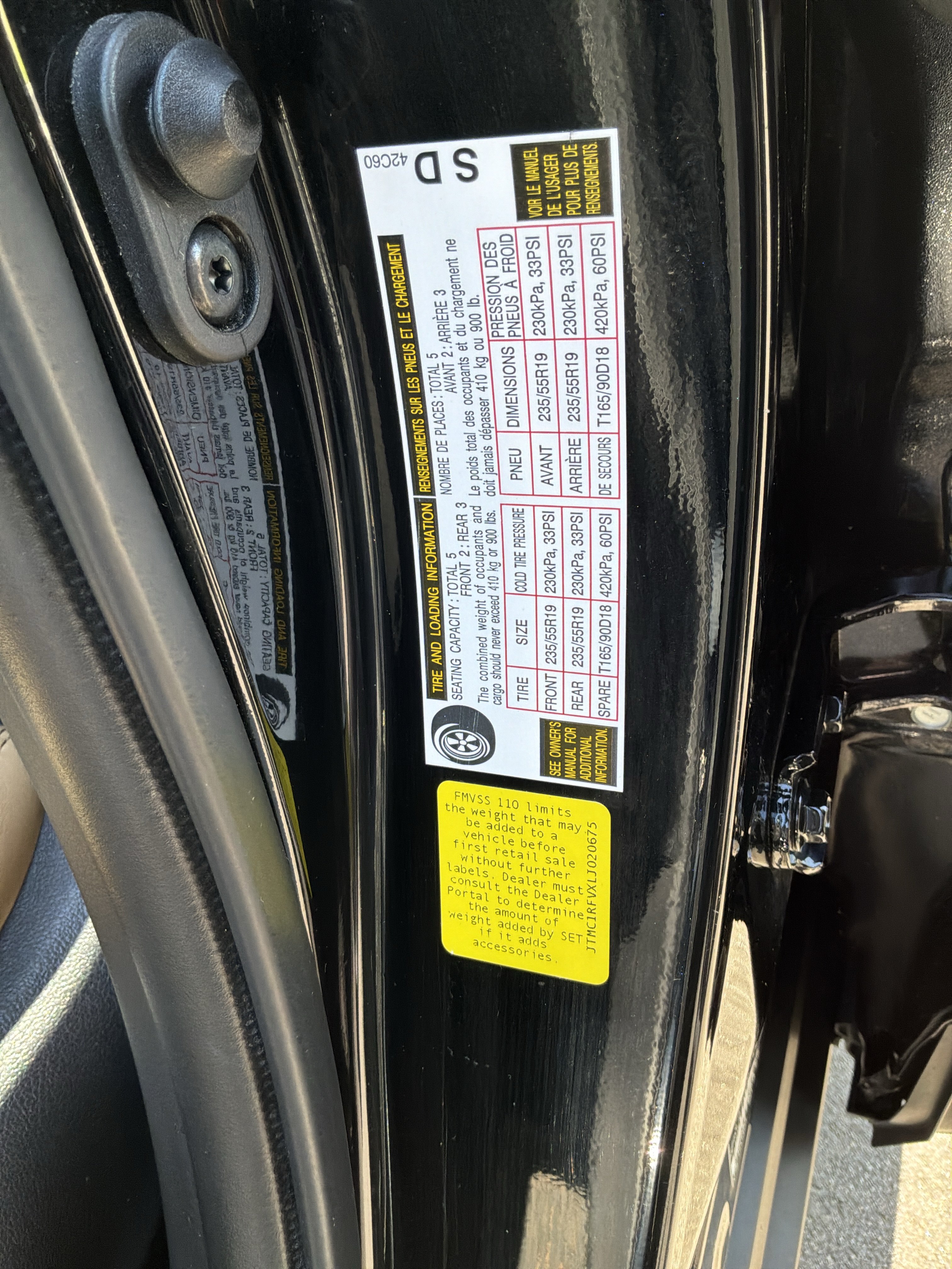 Used 2020 Toyota RAV4 XLE Premium FWD image 35