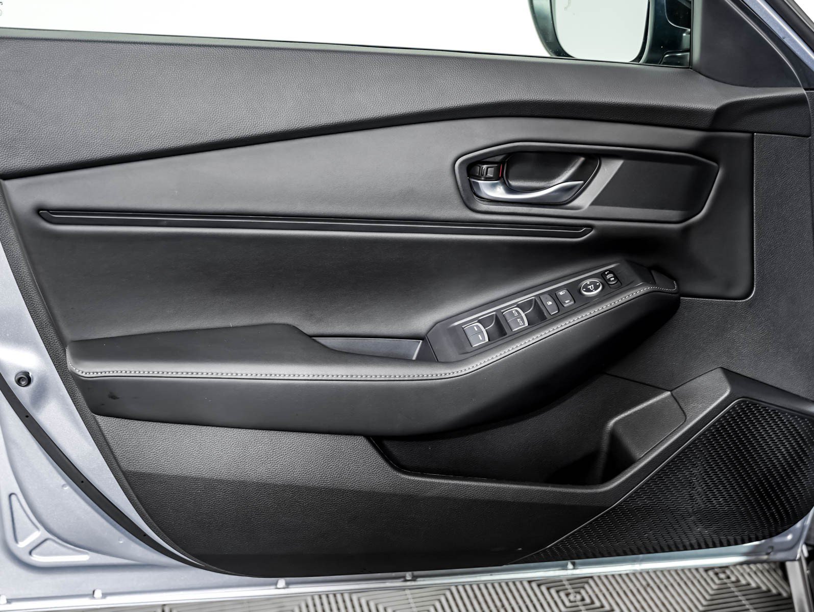 Used 2025 Honda Accord Sport image 19