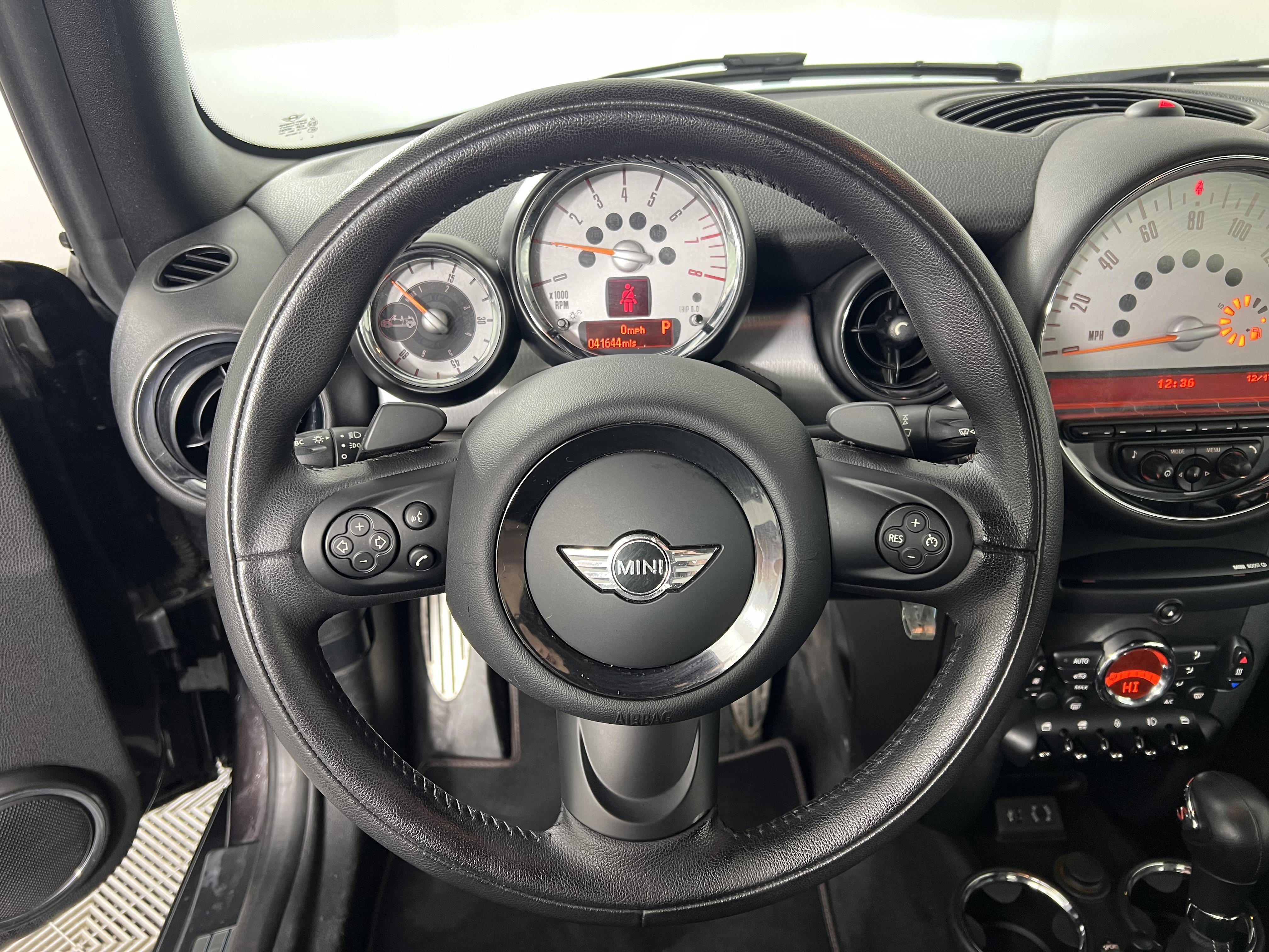 Used 2014 MINI Cooper S image 29