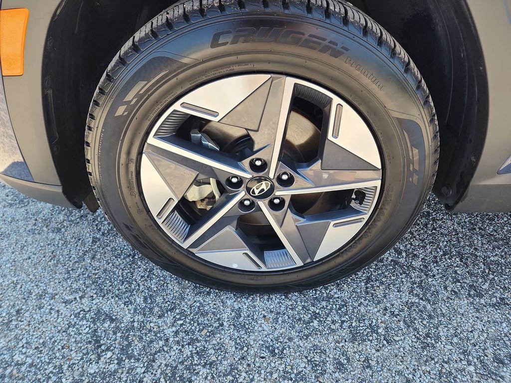 Used 2025 Hyundai Tucson SEL FWD image 12