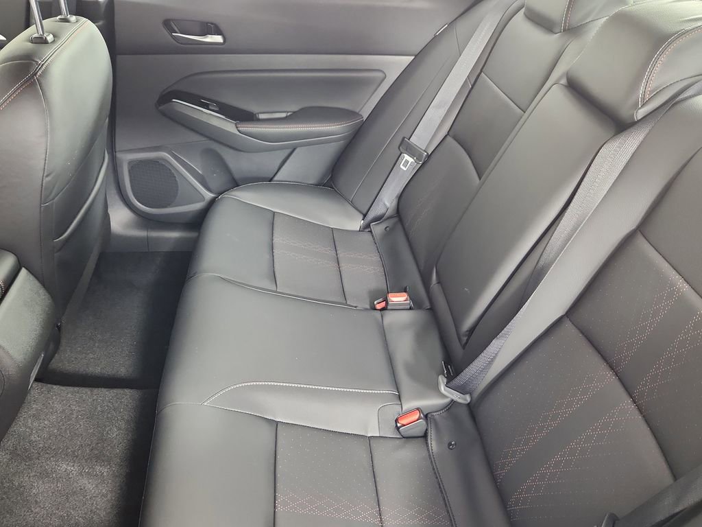 New 2025 Nissan Altima 2.5 SR w/ SR Premium Package AWD/4WD image 13