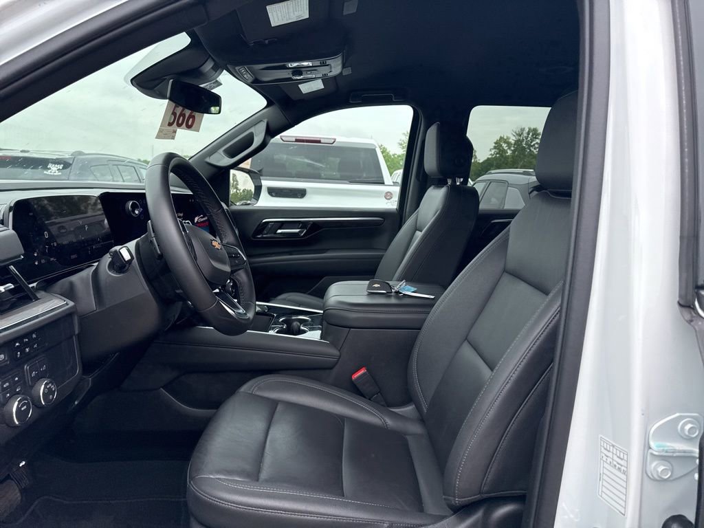 Used 2025 Chevrolet Tahoe LT AWD/4WD image 5