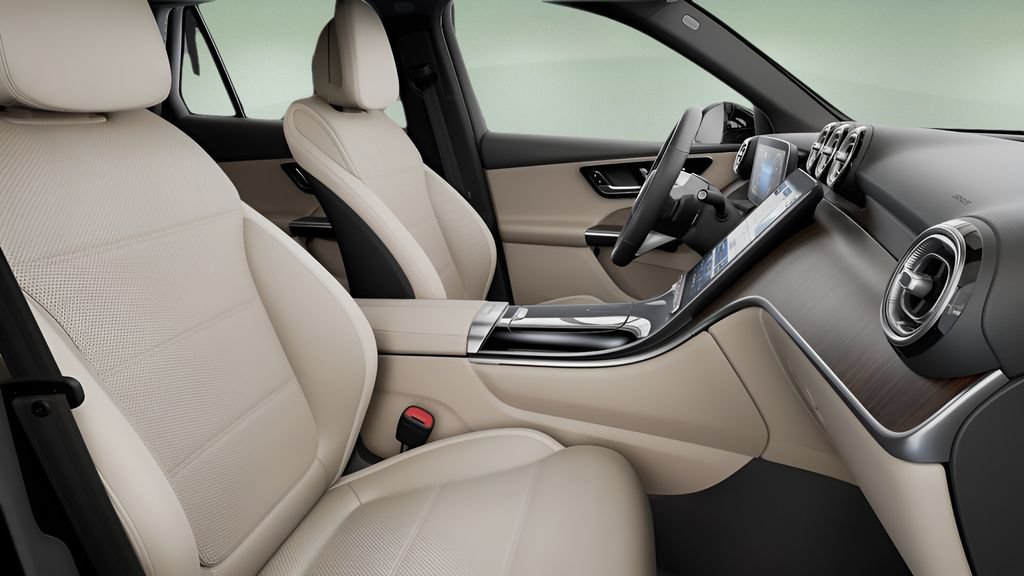 Used 2026 Mercedes-Benz GLC 300 image 39