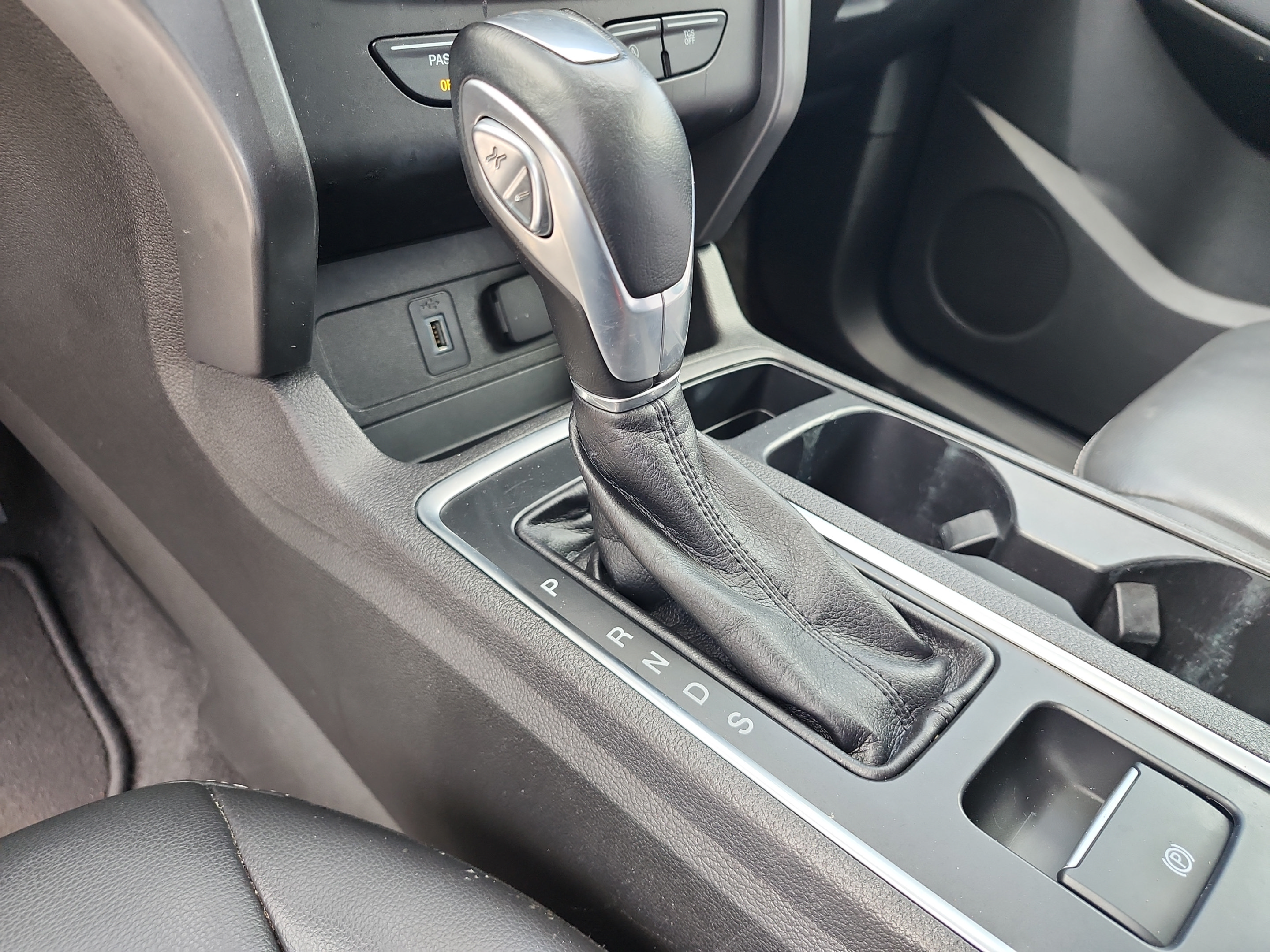 Used 2019 Ford Escape SEL FWD image 13