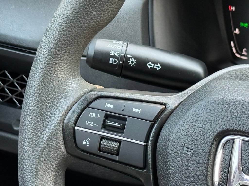 Certified 2023 Honda Accord EX image 21