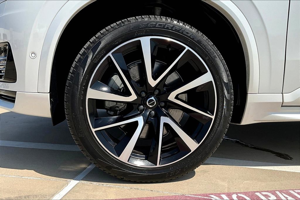 Certified 2023 Volvo XC90 T8 Plus w/ Protection Package Premier image 11