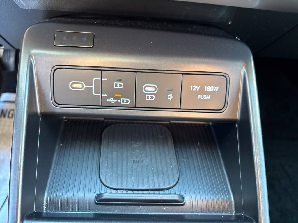 Certified 2024 Hyundai Kona Limited AWD/4WD image 31