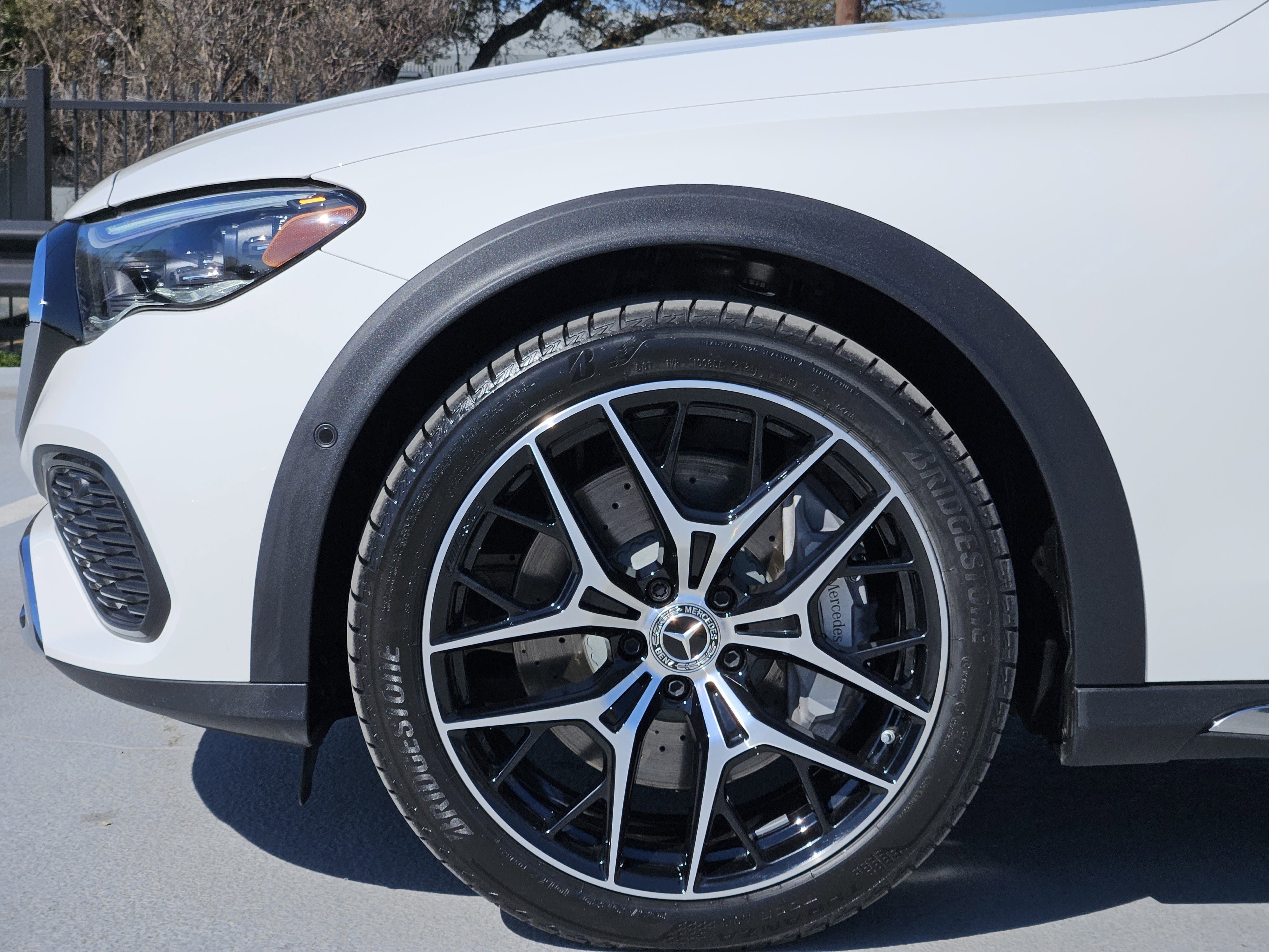 Used 2025 Mercedes-Benz E 450 4MATIC All-Terrain Wagon image 11