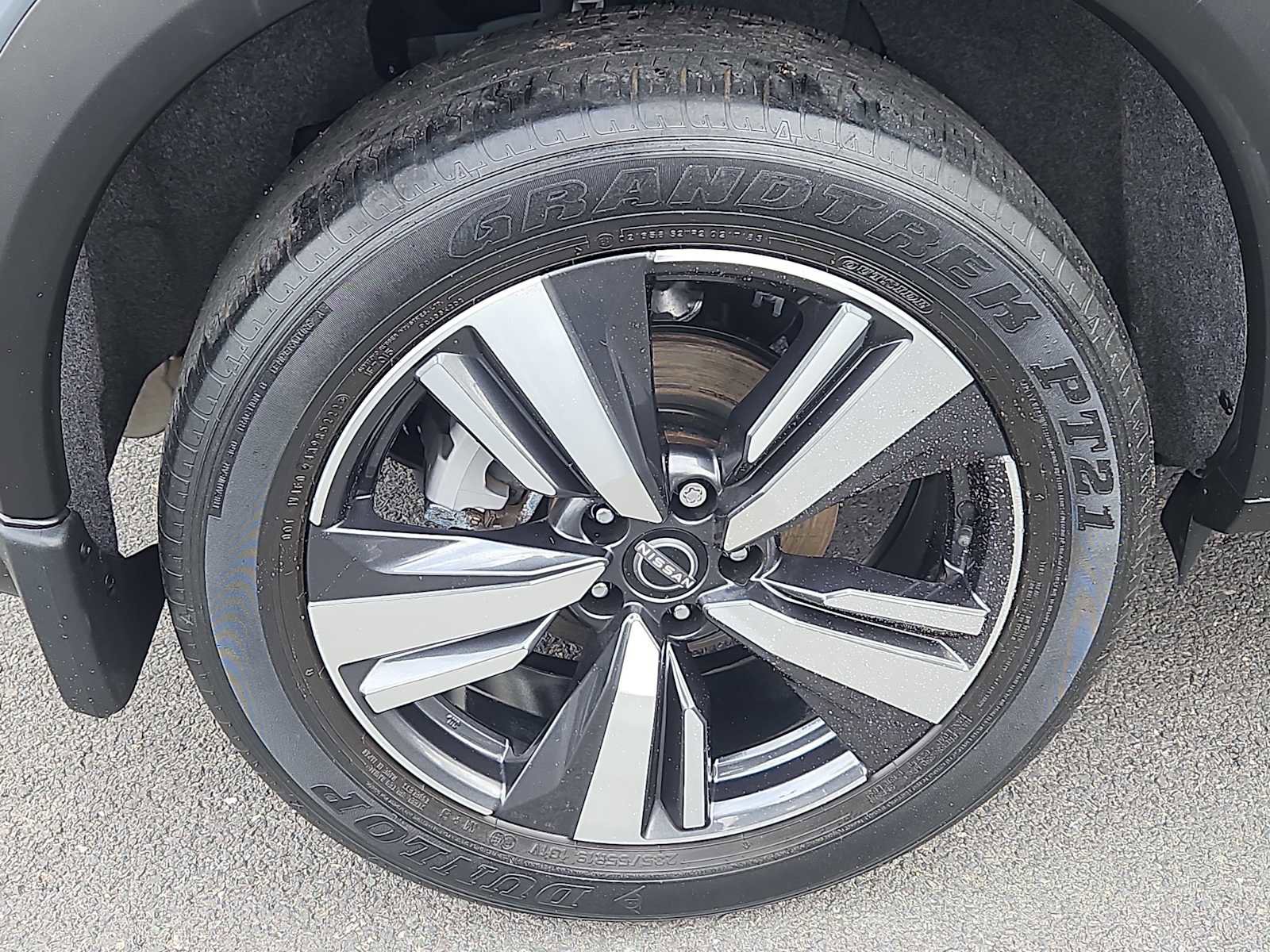 Used 2023 Nissan Rogue Platinum AWD/4WD image 9