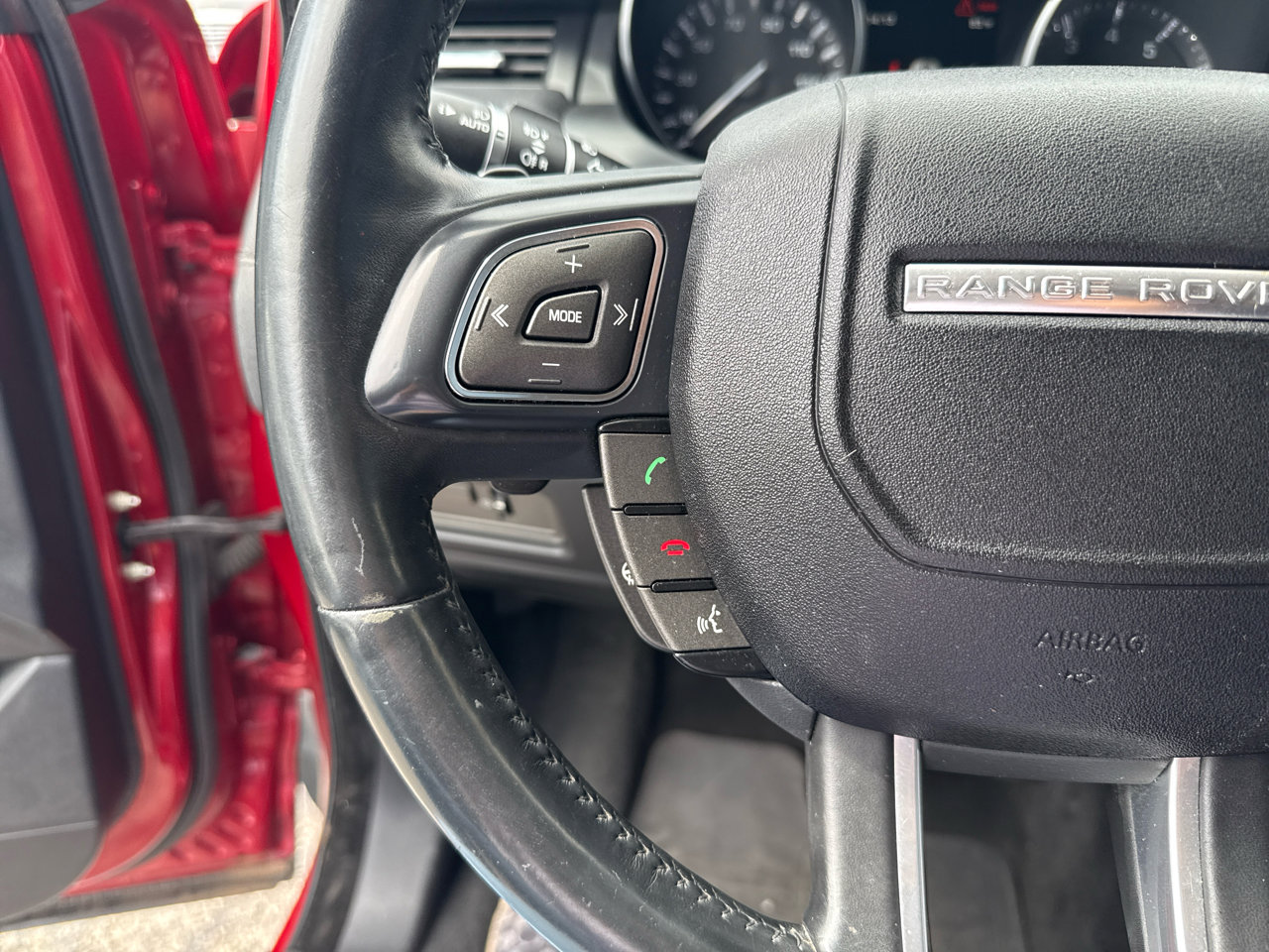 Used 2015 Land Rover Range Rover Evoque Pure Plus image 19