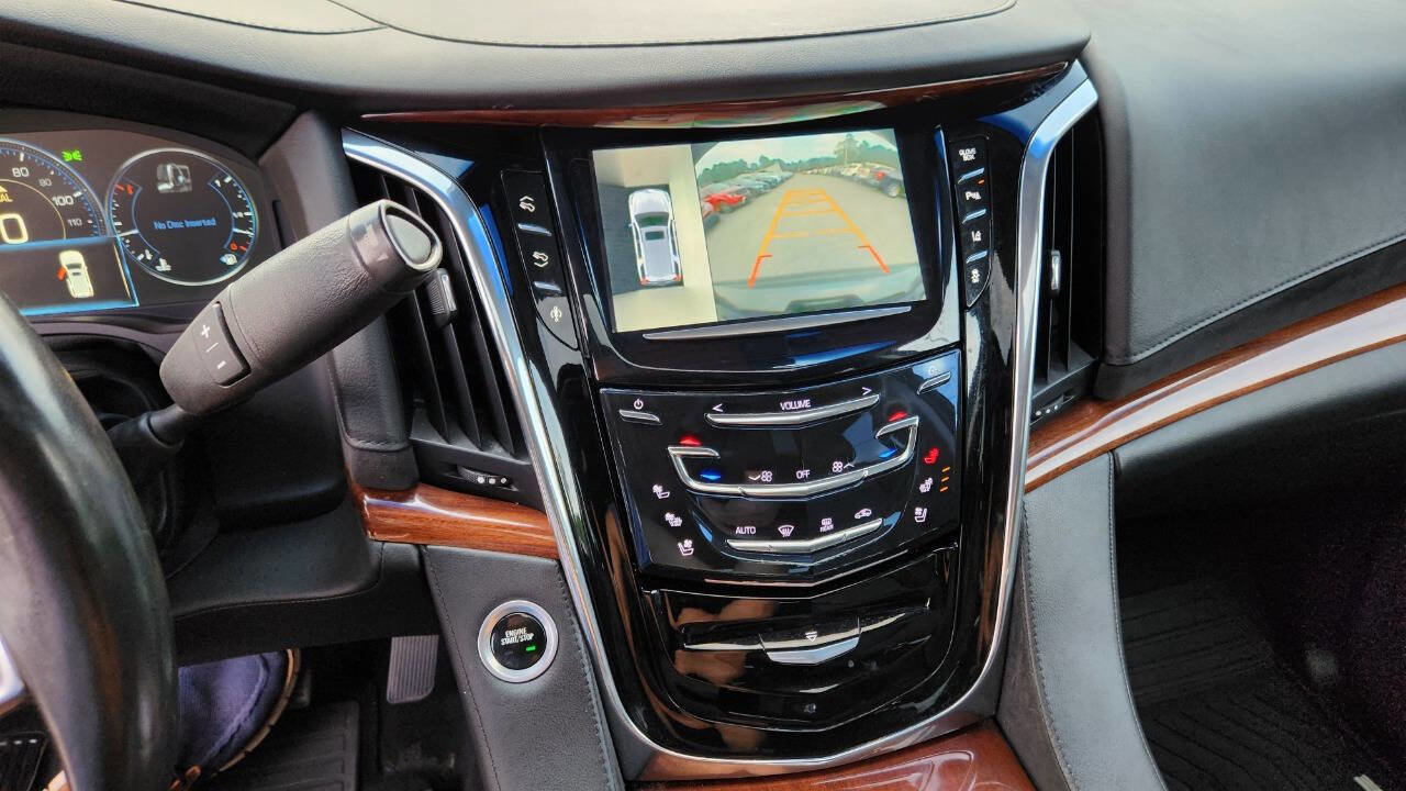 Used 2015 Cadillac Escalade ESV Luxury image 53