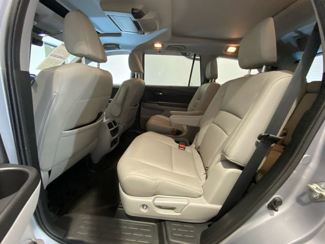 Used 2020 Honda Pilot Elite image 11