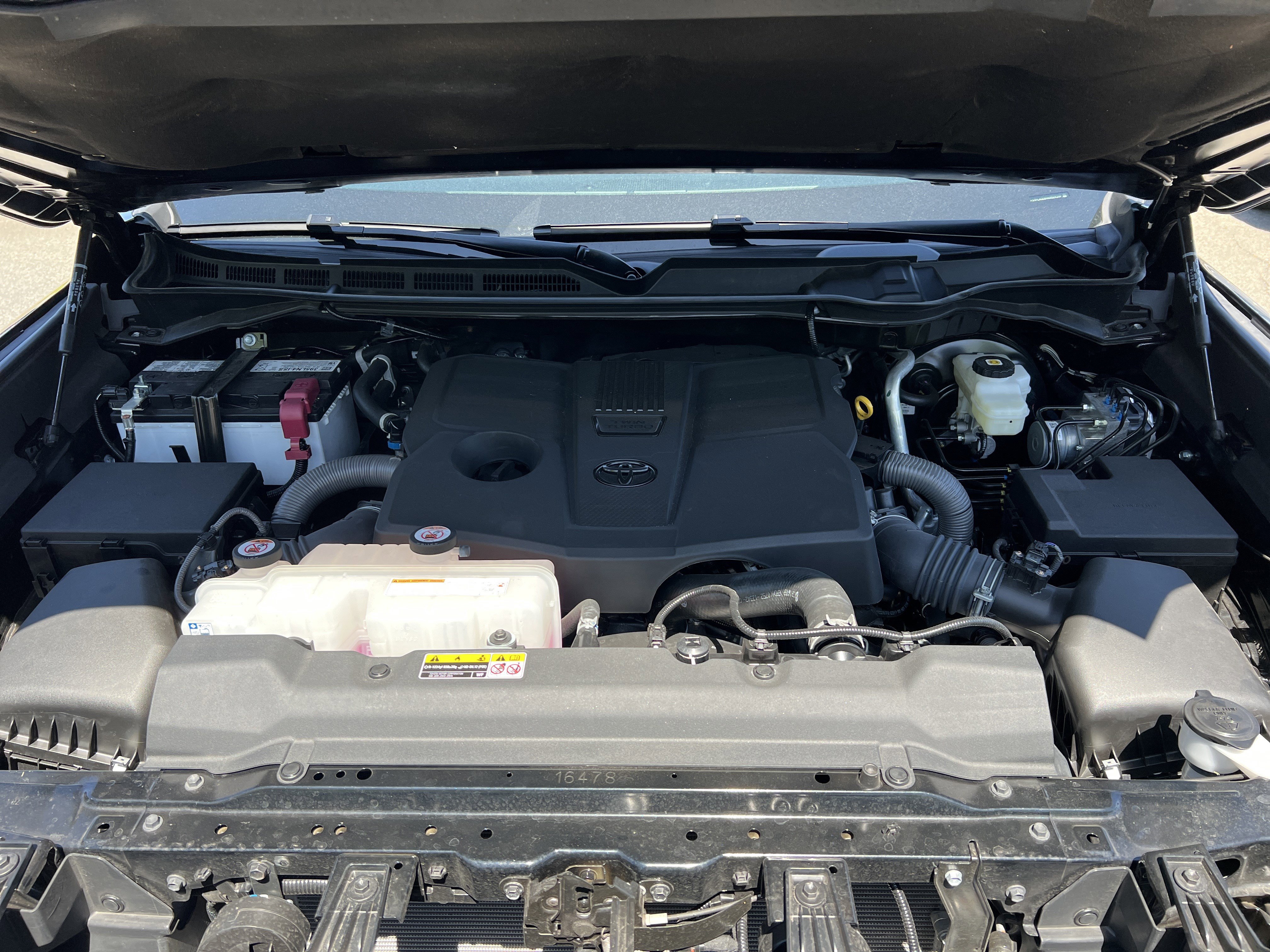 Used 2022 Toyota Tundra SR5 AWD/4WD image 23