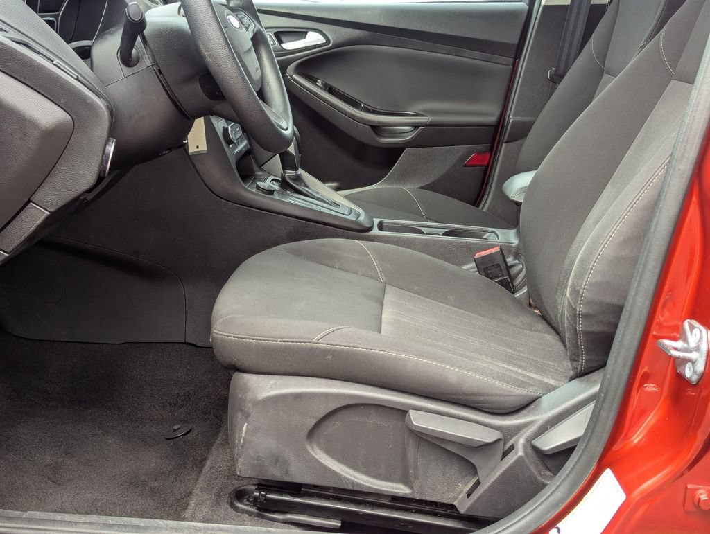 Used 2018 Ford Focus SEL FWD image 11
