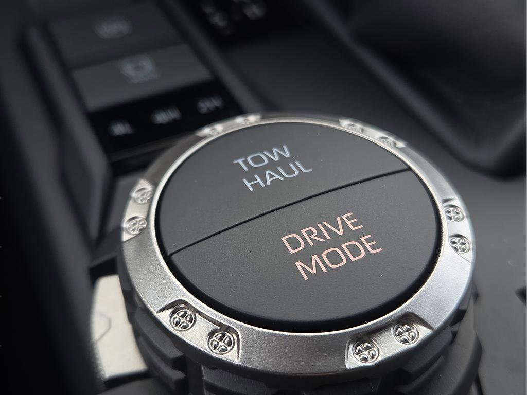 New 2026 Toyota 4Runner SR5 AWD/4WD image 22