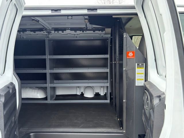 New 2026 GMC Savana 2500 Work Van w/ Driver Convenience Package image 12