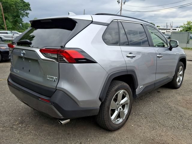 Certified 2020 Toyota RAV4 Limited w/ Limited Grade Weather Package AWD/4WD image 4
