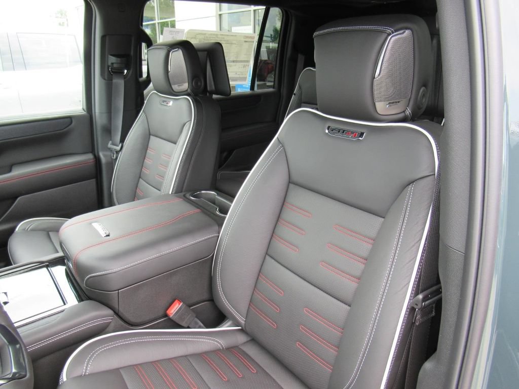 New 2026 GMC Yukon XL AT4 Ultimate AWD/4WD image 18