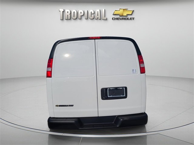 New 2025 Chevrolet Express 2500 image 4