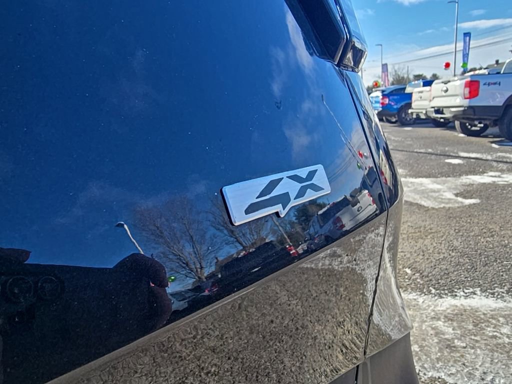 Used 2024 Kia Sportage LX image 8