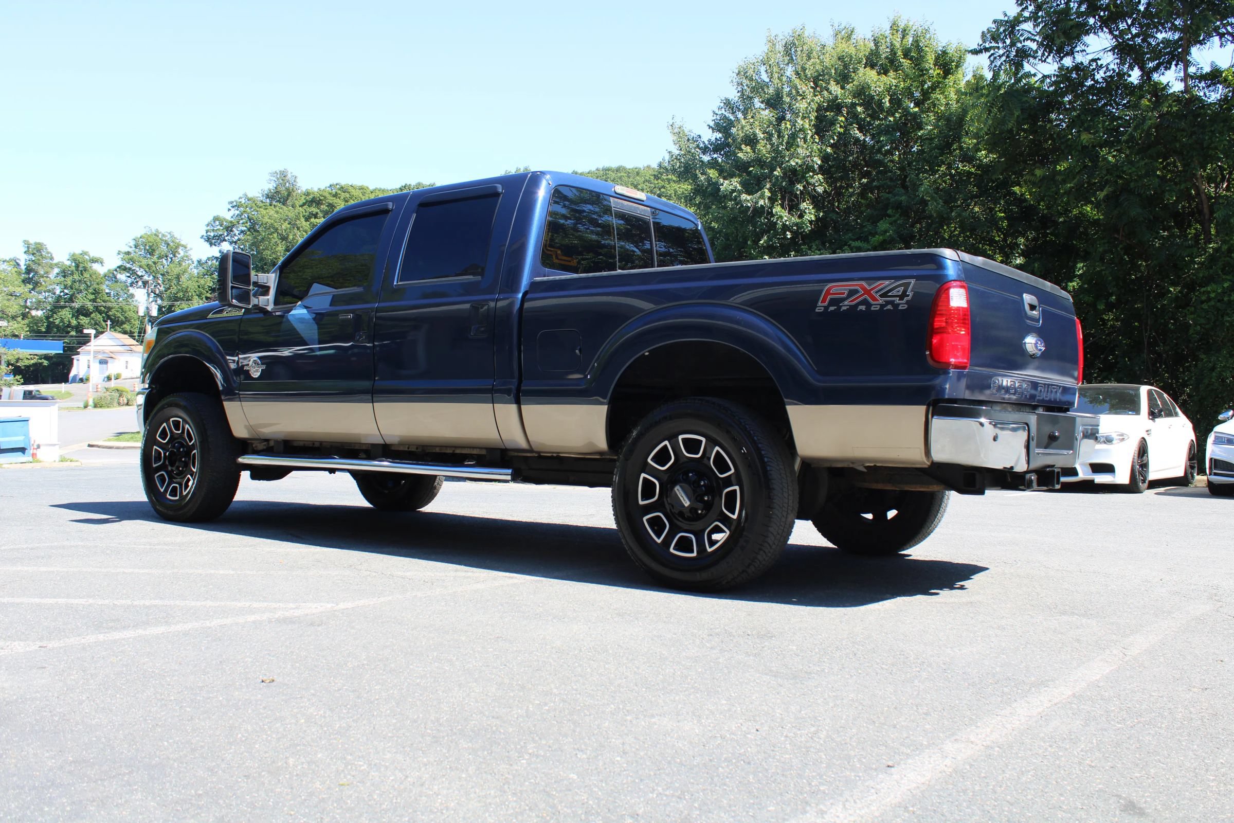 Used 2013 Ford F250 Lariat w/ Lariat Interior Pkg AWD/4WD image 5