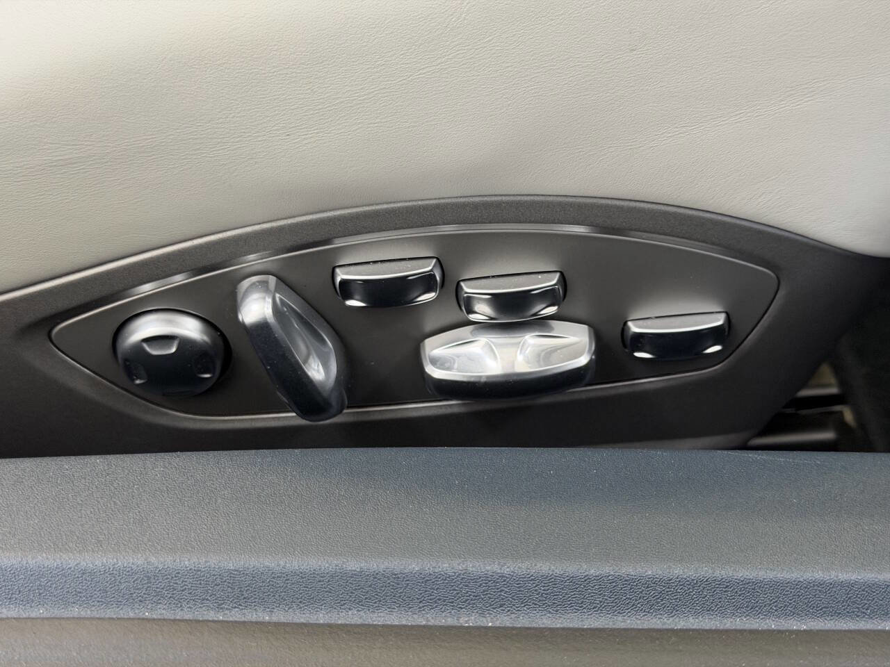 Used 2019 Porsche 911 Turbo S image 53