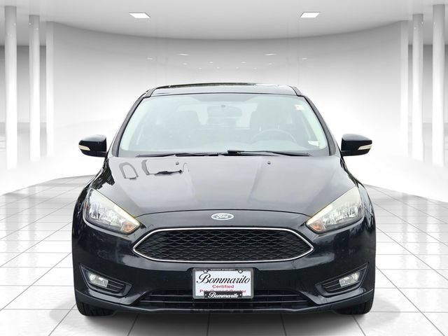 Used 2018 Ford Focus SEL w/ Cold Weather Package FWD image 5