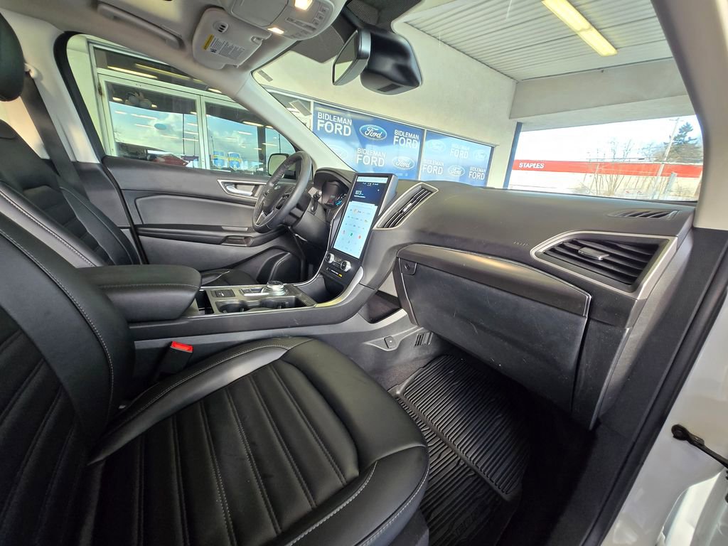 Used 2022 Ford Edge SEL w/ Convenience Package image 28