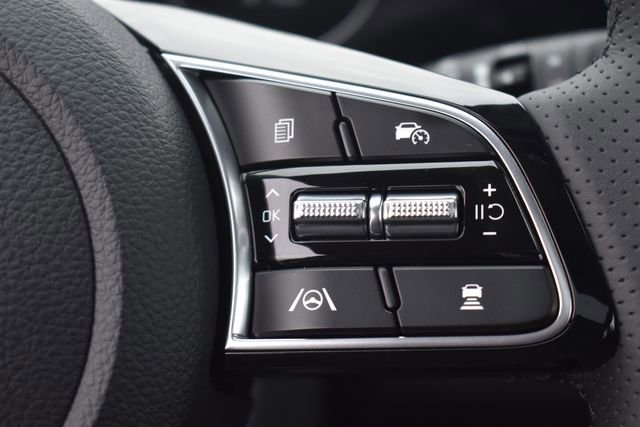 New 2026 Kia Seltos SX w/ SX Sunroof Package image 28