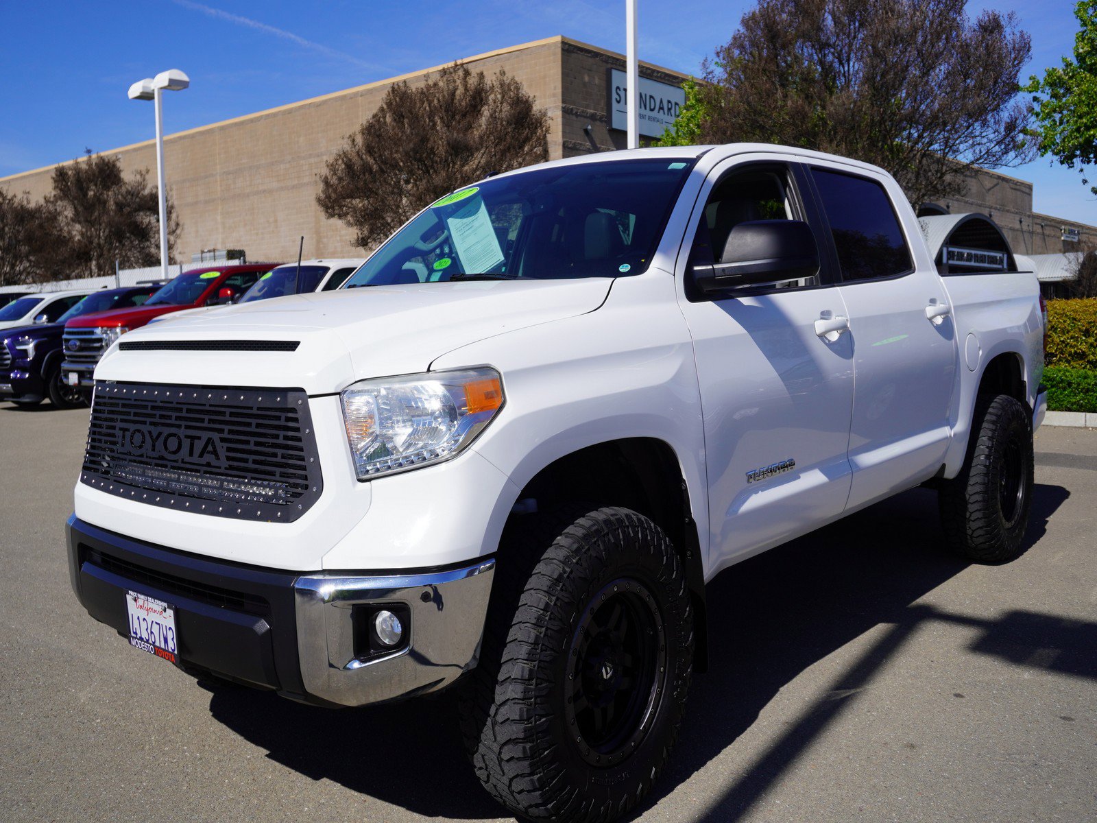 Used 2017 Toyota Tundra Limited image 7
