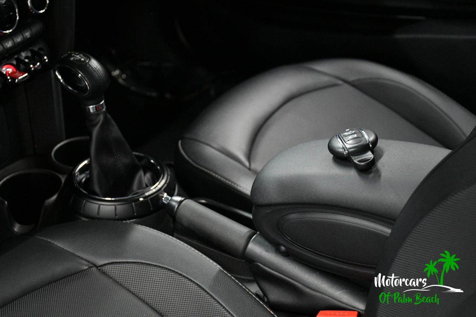 Used 2015 MINI Cooper 2-Door Hardtop FWD image 30
