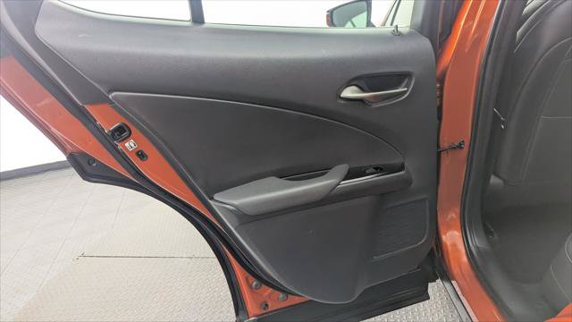 Used 2019 Lexus UX 200 F Sport w/ F Sport Premium Package FWD image 13