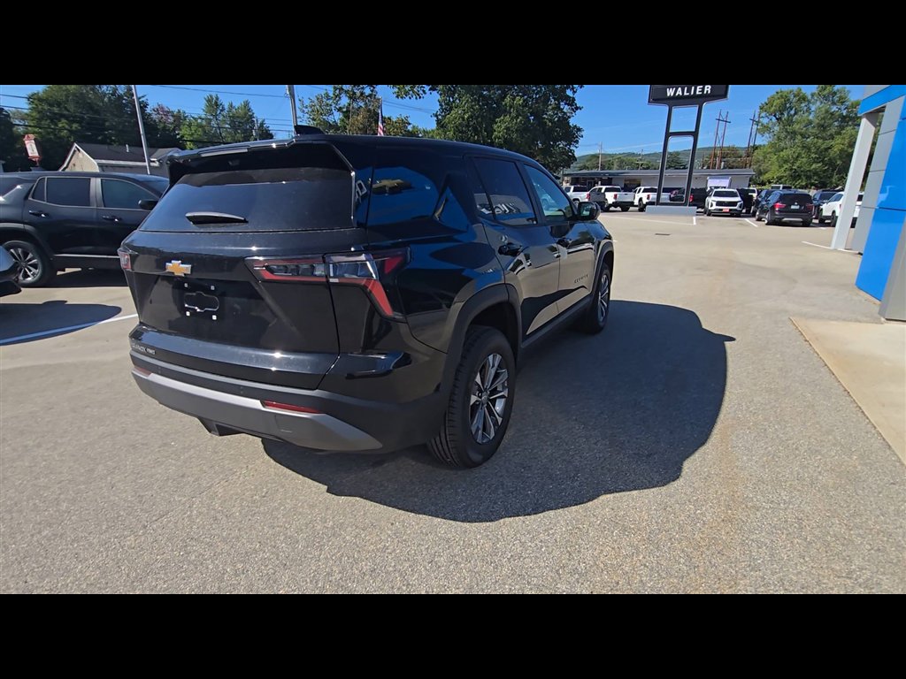 New 2026 Chevrolet Equinox LT w/ Convenience Package II image 8