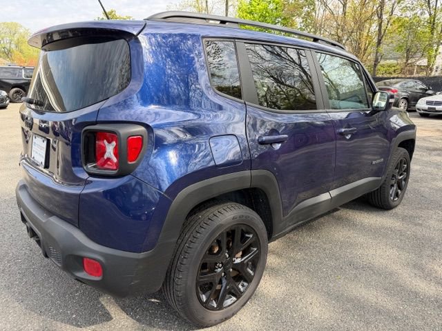Used 2017 Jeep Renegade Altitude AWD/4WD image 9