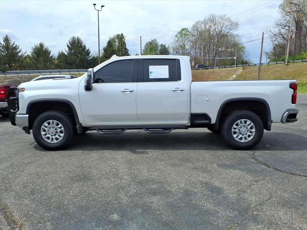 Used 2024 Chevrolet Silverado 2500 LTZ w/ LTZ Convenience Package image 6