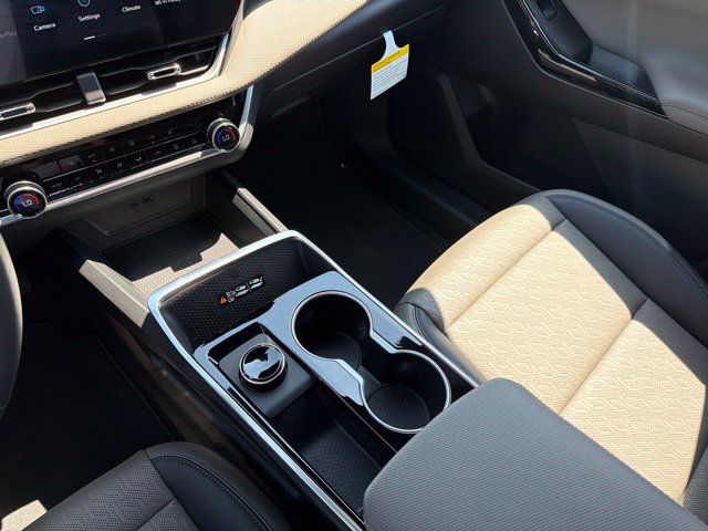 New 2027 Chevrolet Equinox LT w/ Convenience Package II AWD/4WD image 23