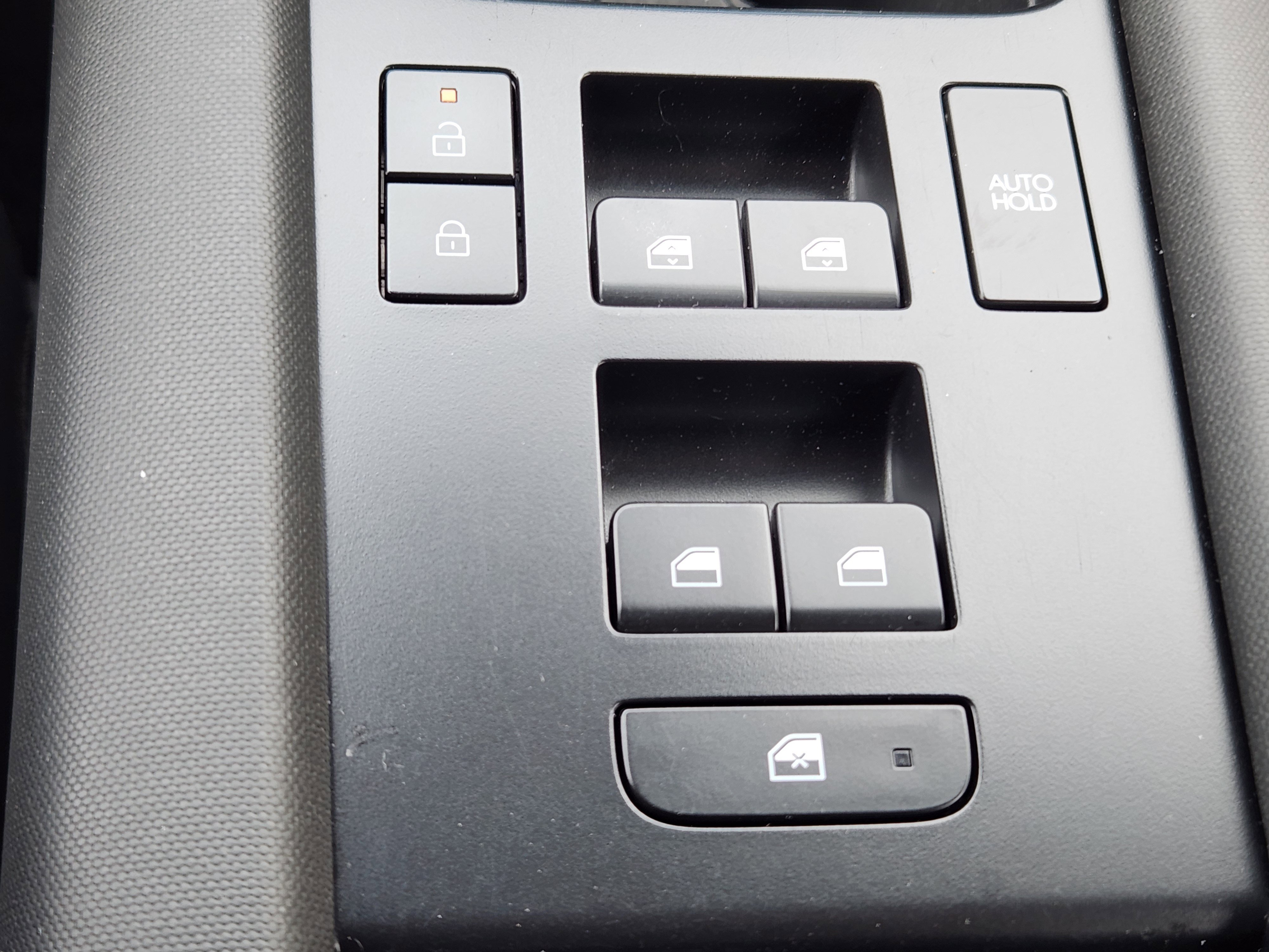 Used 2024 Hyundai Ioniq 6 SEL image 26