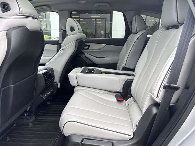 Used 2023 Acura MDX w/ Advance Package AWD/4WD image 5