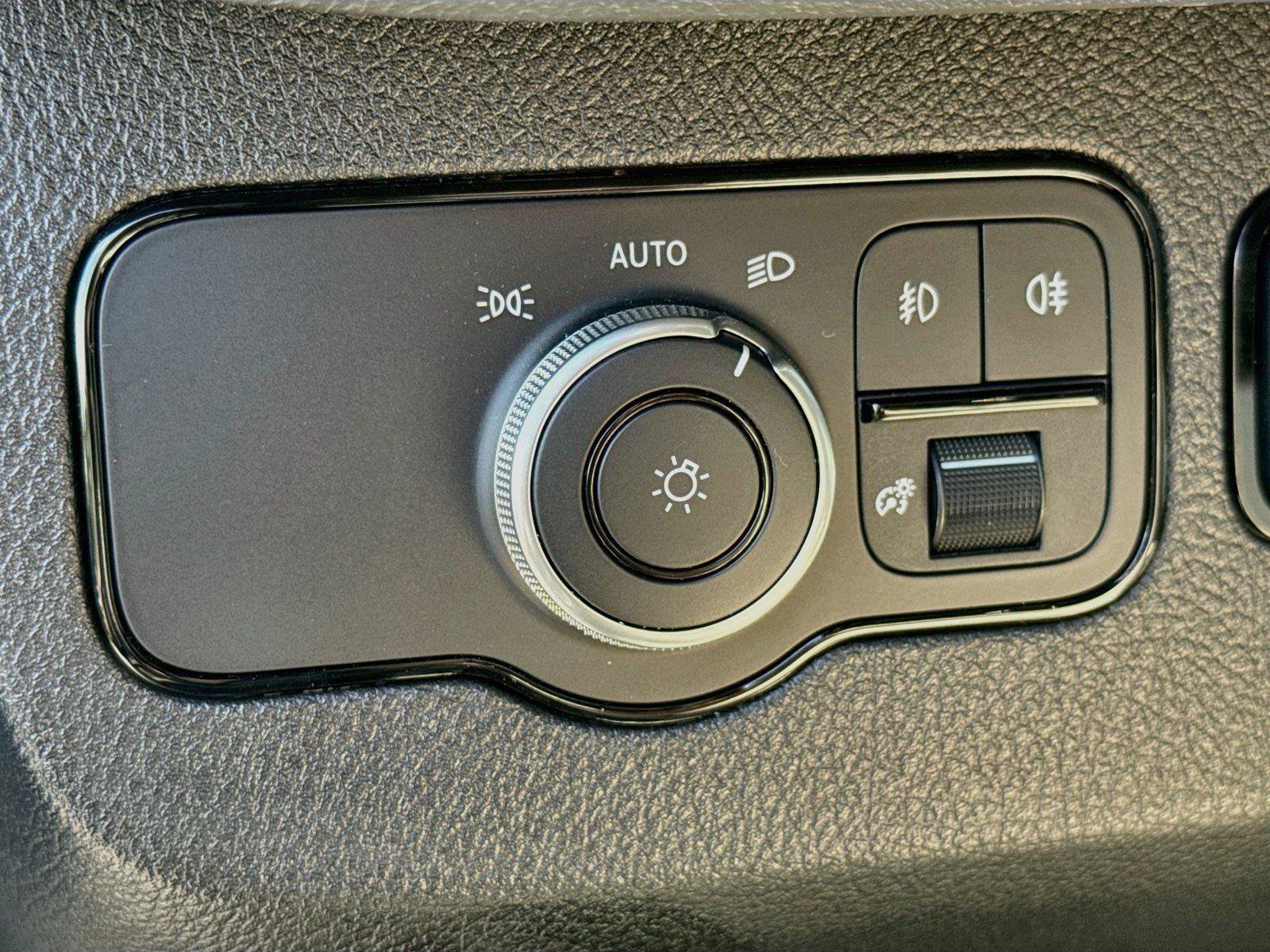 Used 2024 Mercedes-Benz Sprinter 3500 w/ Parking Package image 13