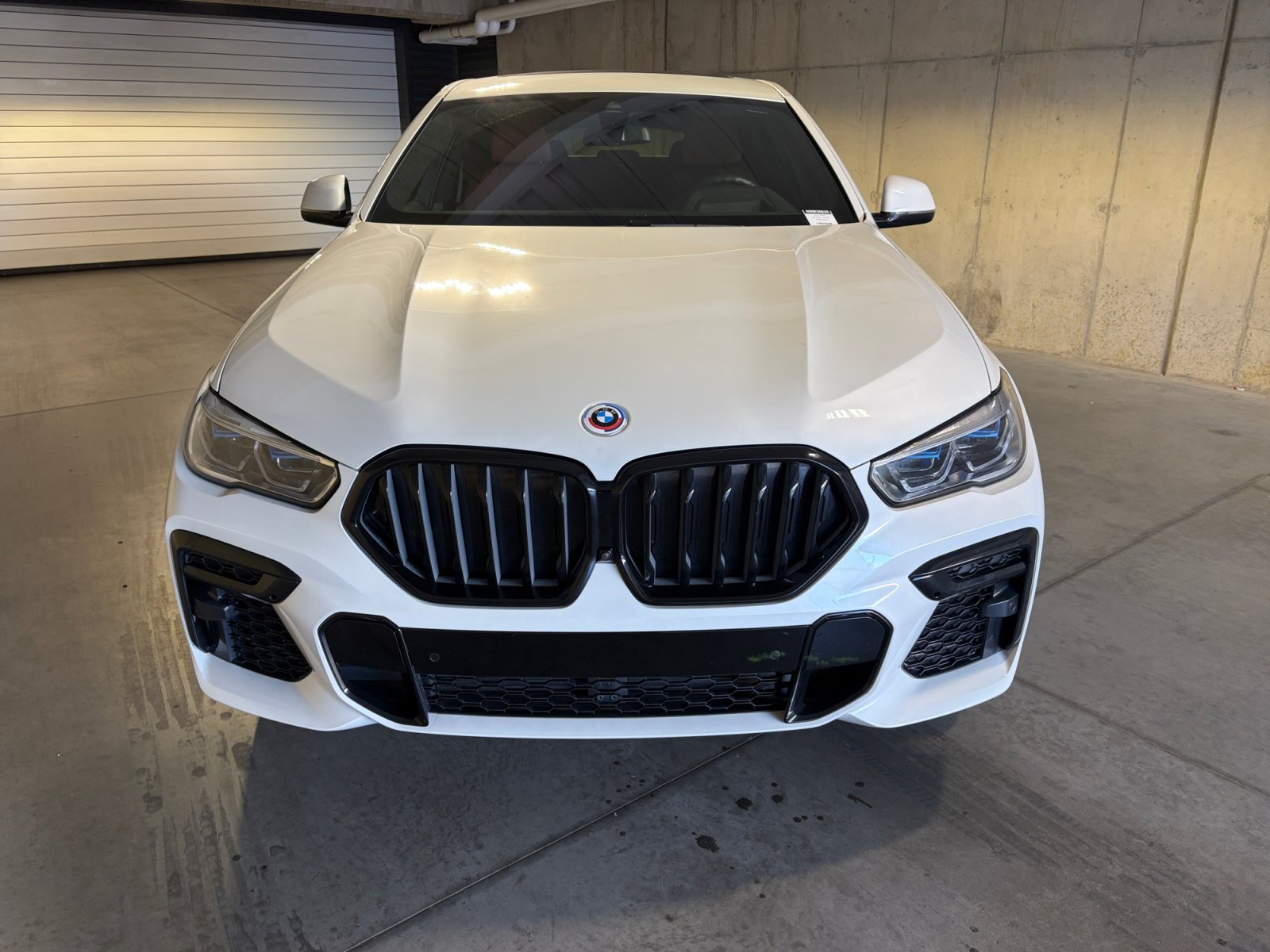 Used 2022 BMW X6 M50i w/ Executive Package AWD/4WD image 11