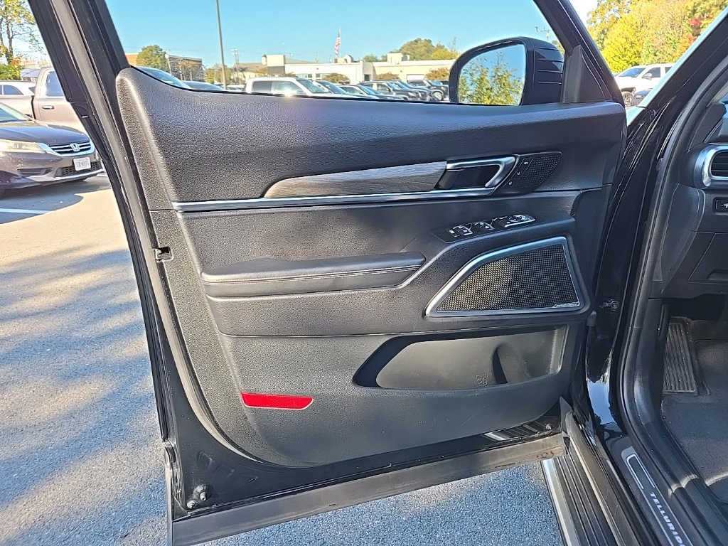 Used 2021 Kia Telluride SX w/ SX Prestige Package AWD/4WD image 13