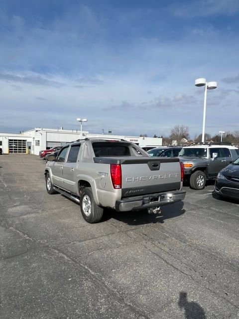 Used 2006 Chevrolet Avalanche LT AWD/4WD image 6