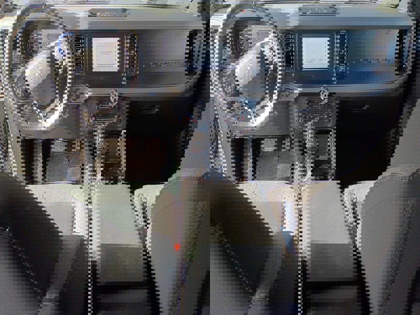 Used 2023 Ford Bronco Big Bend w/ Sasquatch Package image 11