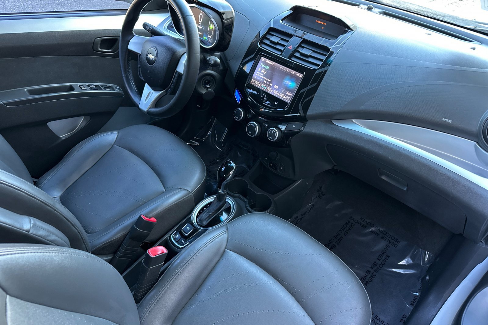 Used 2015 Chevrolet Spark LT image 16