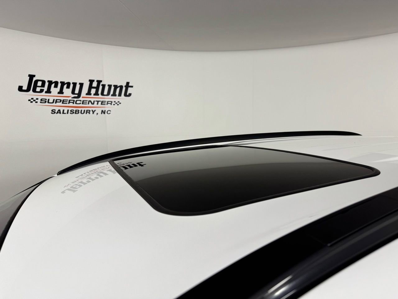 Used 2020 Toyota RAV4 XLE Premium image 13